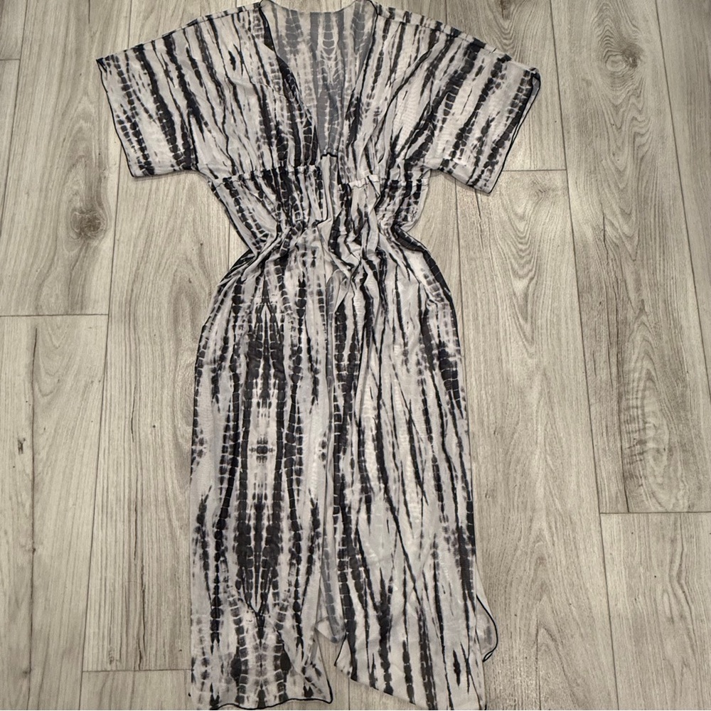 Black and White Dolman Sleeve Scoop Neck Sundress